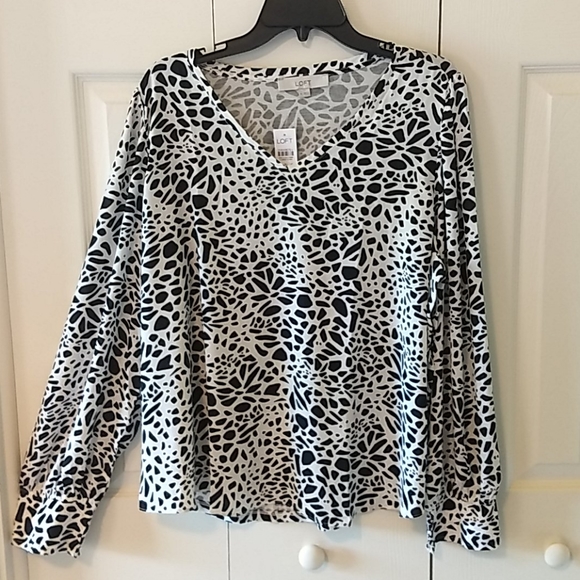 LOFT Tops - 🍁Fantastic LOFT Animal Print TOP - XL 🆕🍁